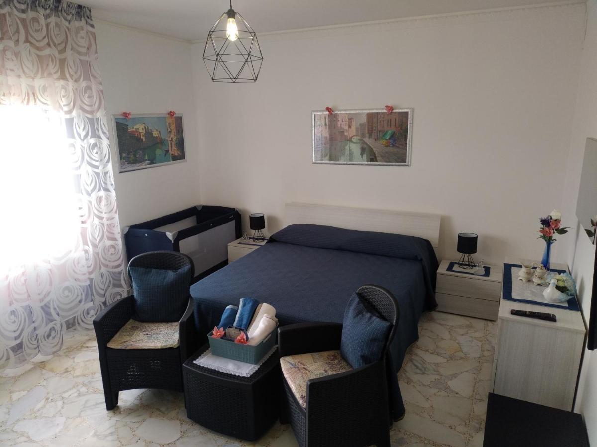Casa Donna Franca Apartment Castiglione De Sicilia Bagian luar foto